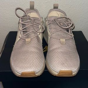 Nude Adidas